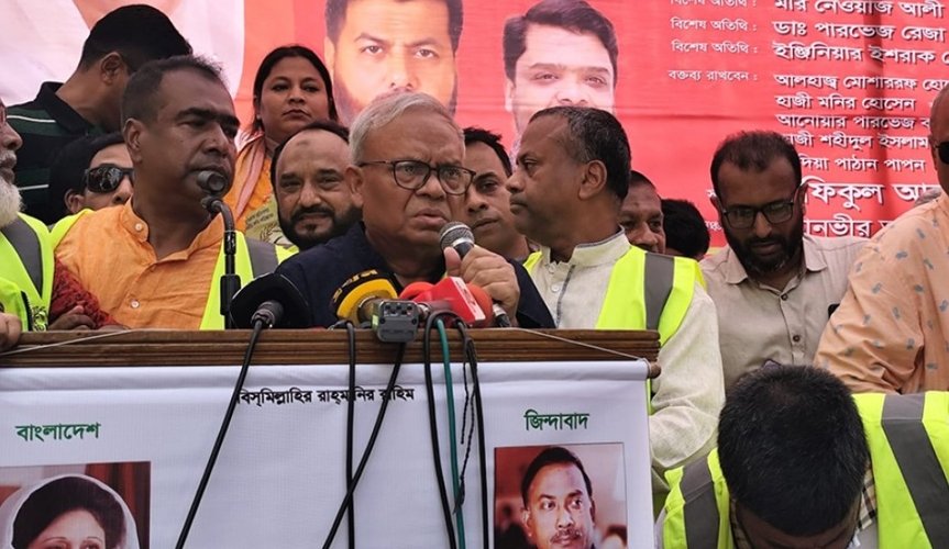 দোসর তো অনেকেই আছে, রাষ্ট্রপতিকে নিয়ে এত ব্যস্ত কেন?